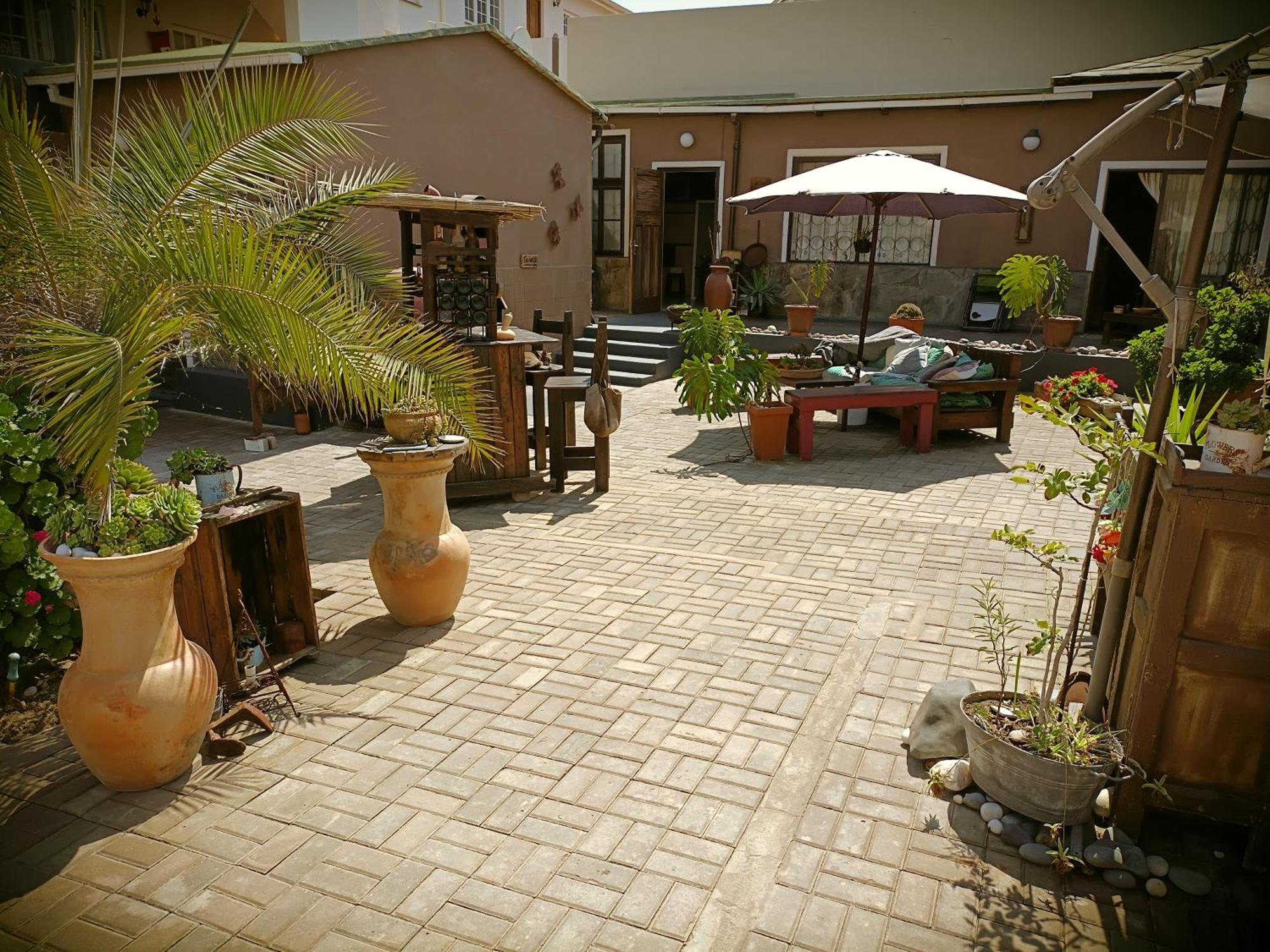 Rustic Inn Swakopmund Εξωτερικό φωτογραφία